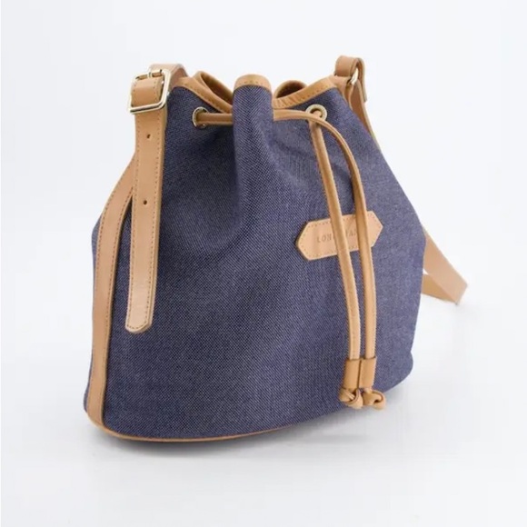 Longchamp bucket crossbody - Picture 3 of 3